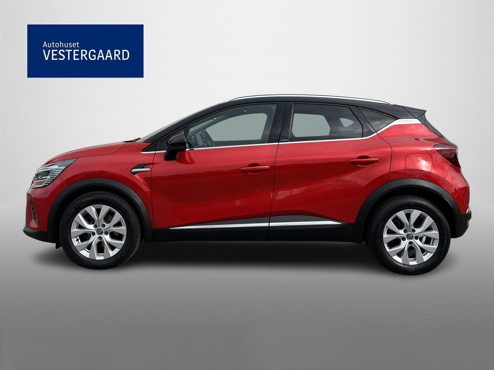 Rød Renault Captur fra 2020