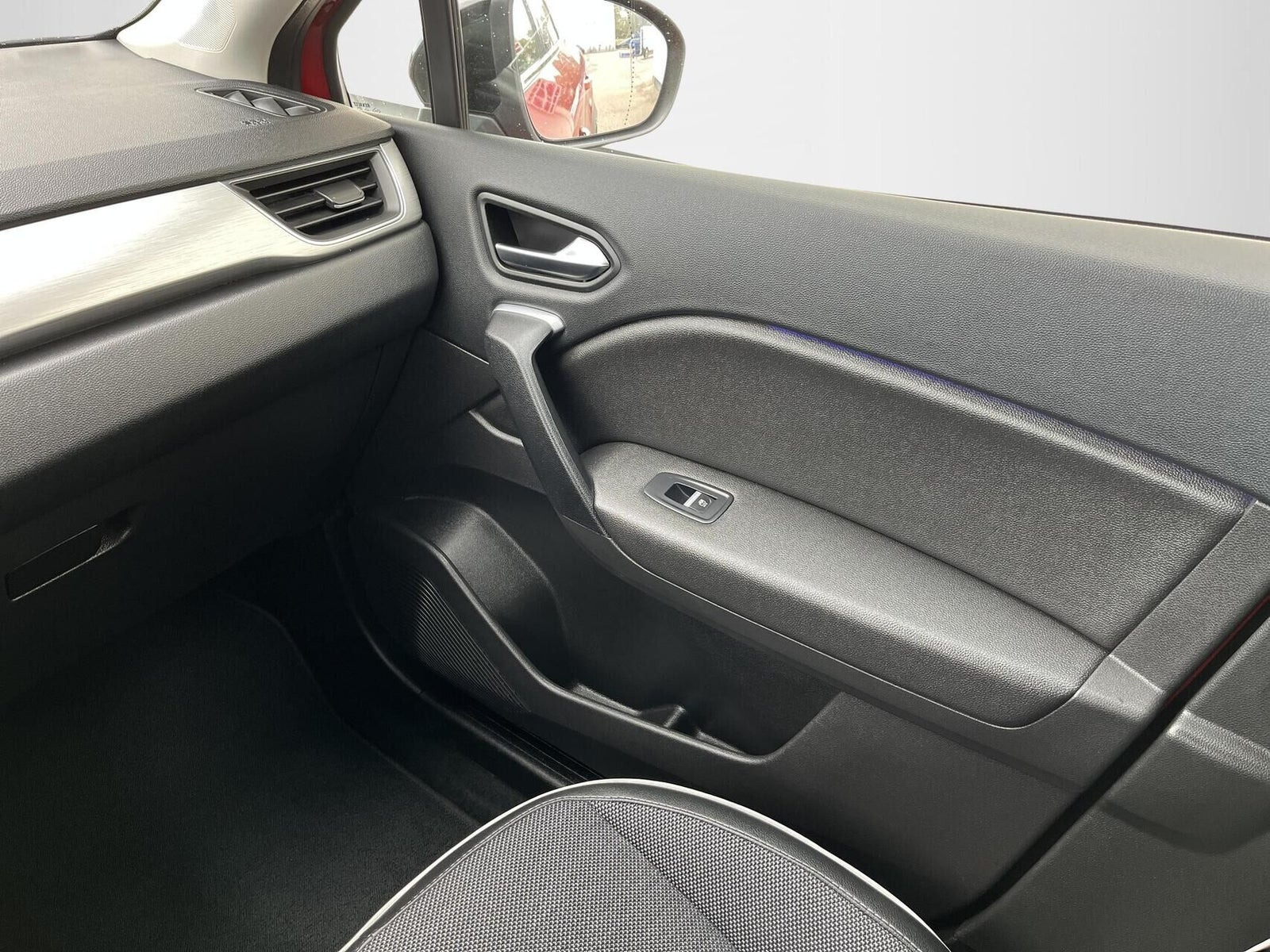Rød Renault Captur fra 2020