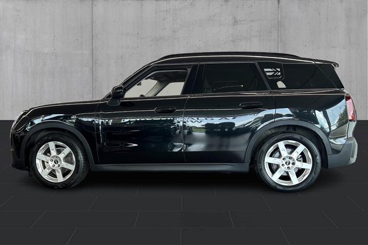 Sort Mini Countryman E fra 2024