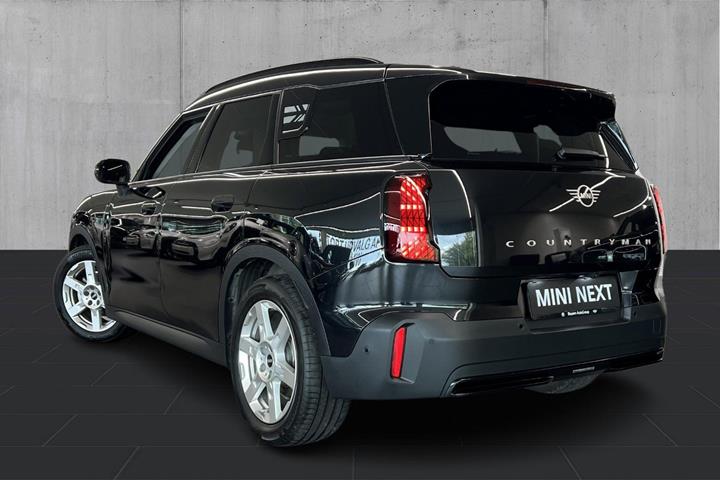 Sort Mini Countryman E fra 2024