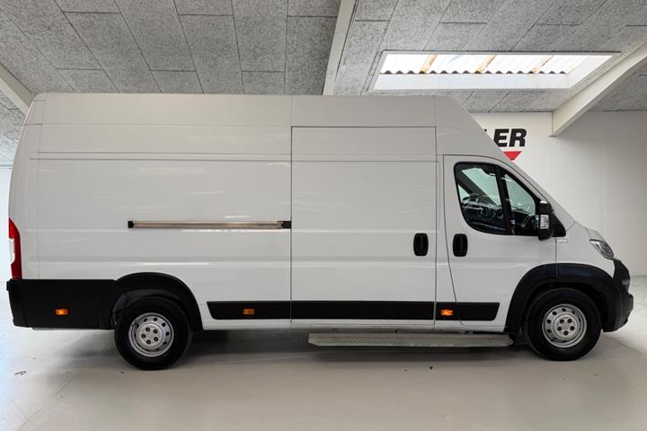 Hvid Citroën Jumper 35 fra 2023