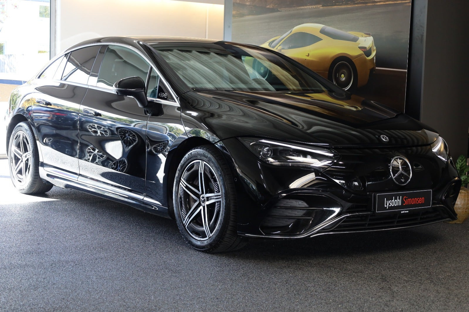 Mercedes EQE350+ AMG Line Premium Plus