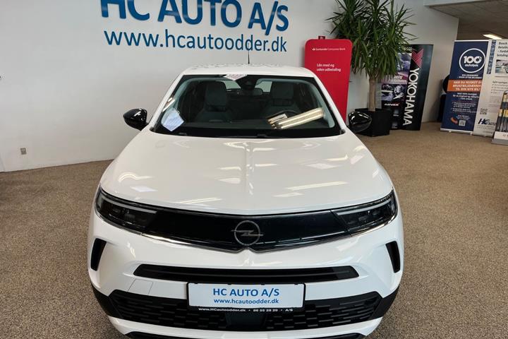 Hvid Opel Mokka-e fra 2023