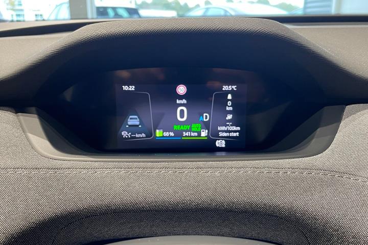 Hvid Skoda Enyaq fra 2023