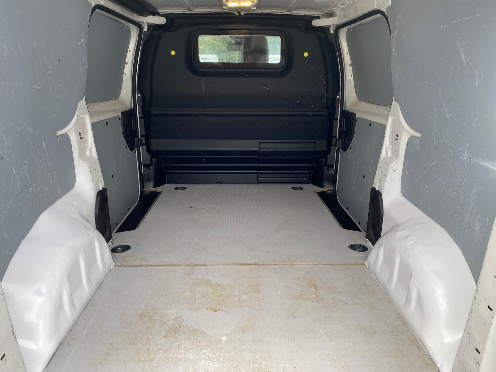 Hvid Toyota ProAce fra 2021