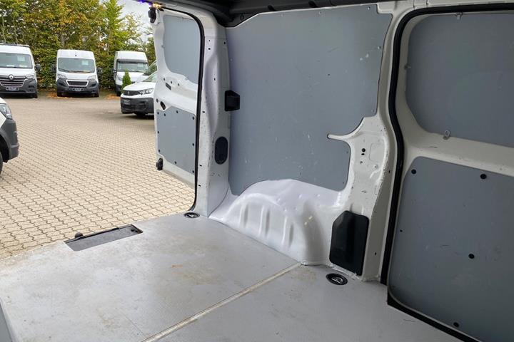 Hvid Toyota ProAce fra 2021