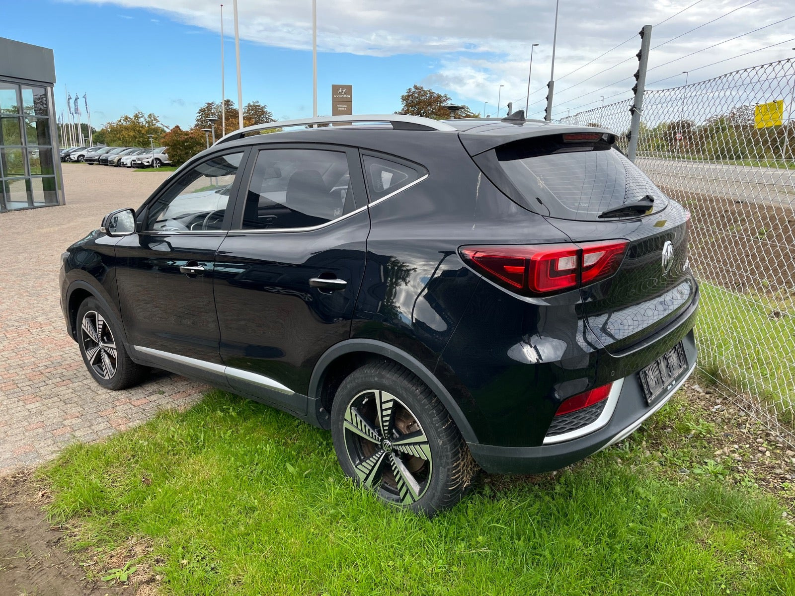 Sort MG ZS fra 2020