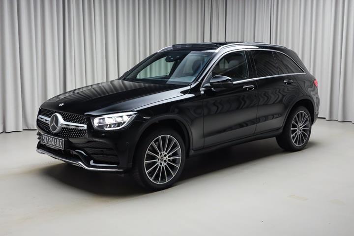 Sort Mercedes GLC300 de fra 2022