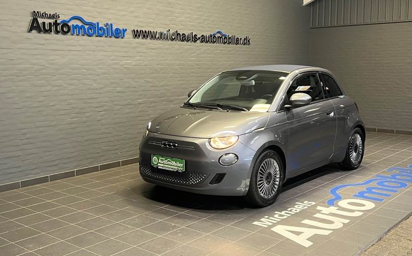 Fiat 500e 42 Icon Cabrio