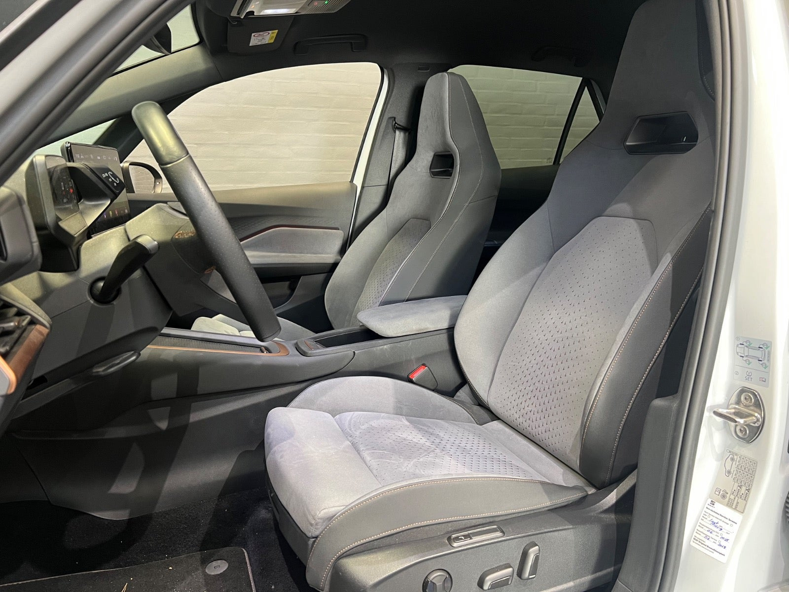 Hvid Cupra Born fra 2022