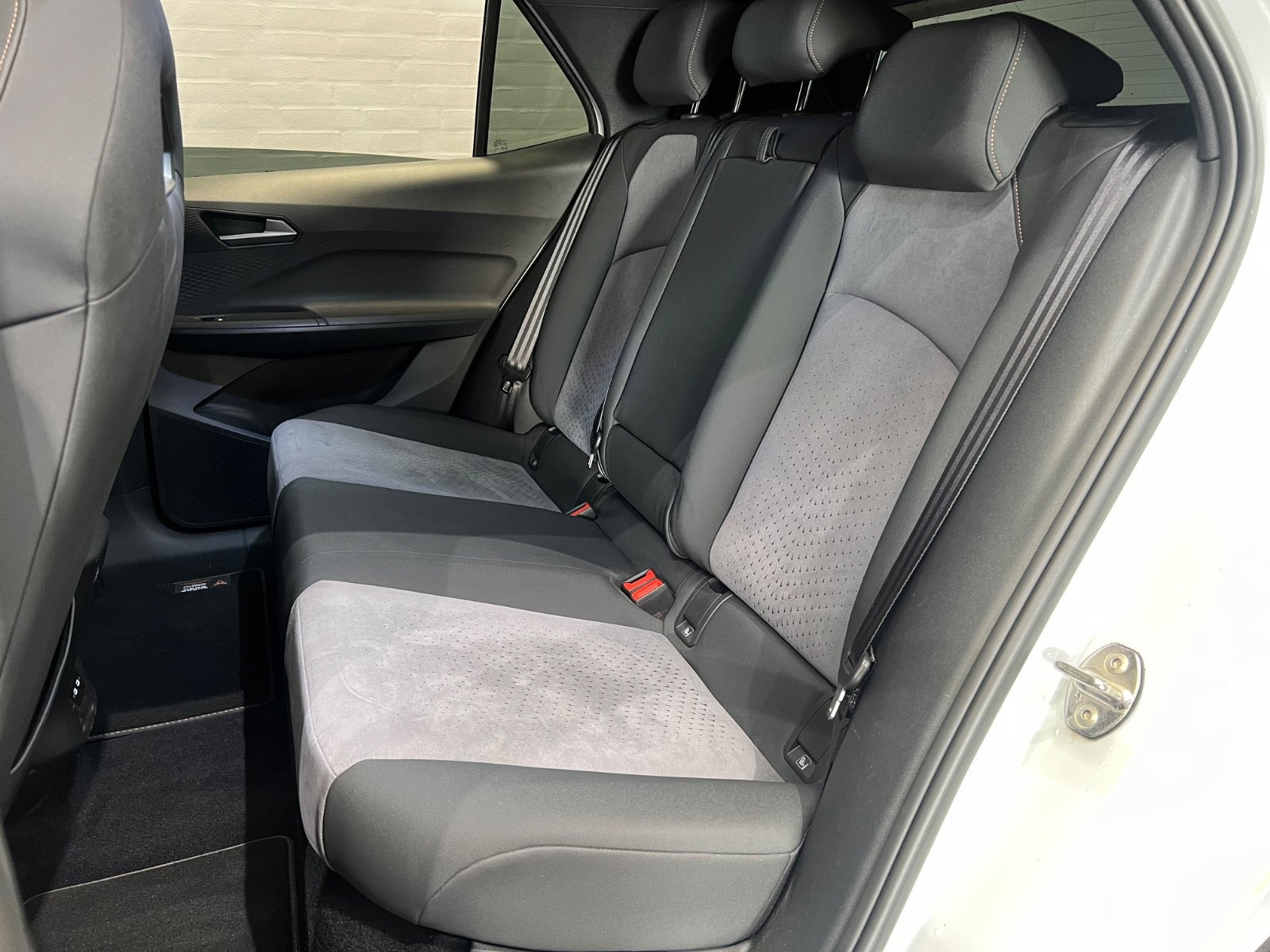 Hvid Cupra Born fra 2022