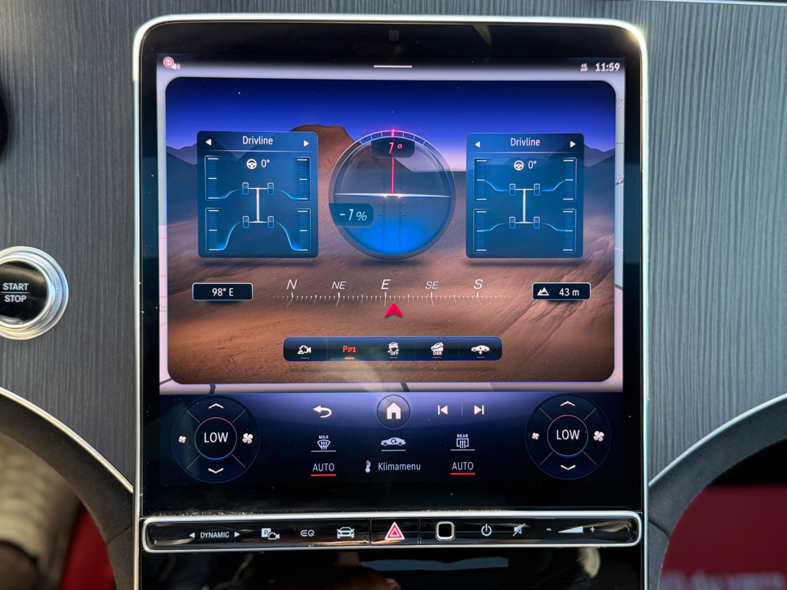 Sort Mercedes EQE350 SUV fra 2024