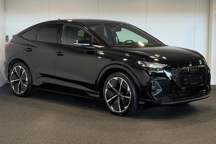 Sort Audi Q4 e-tron fra 2024