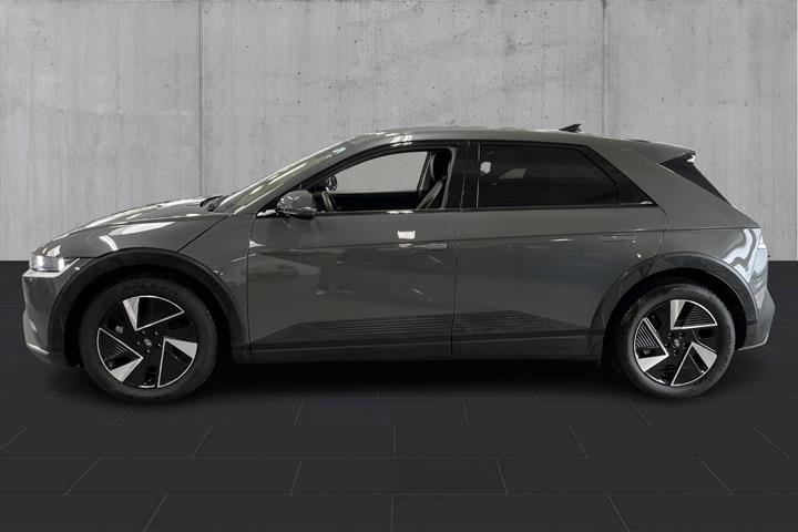 Grå Hyundai Ioniq 5 fra 2025