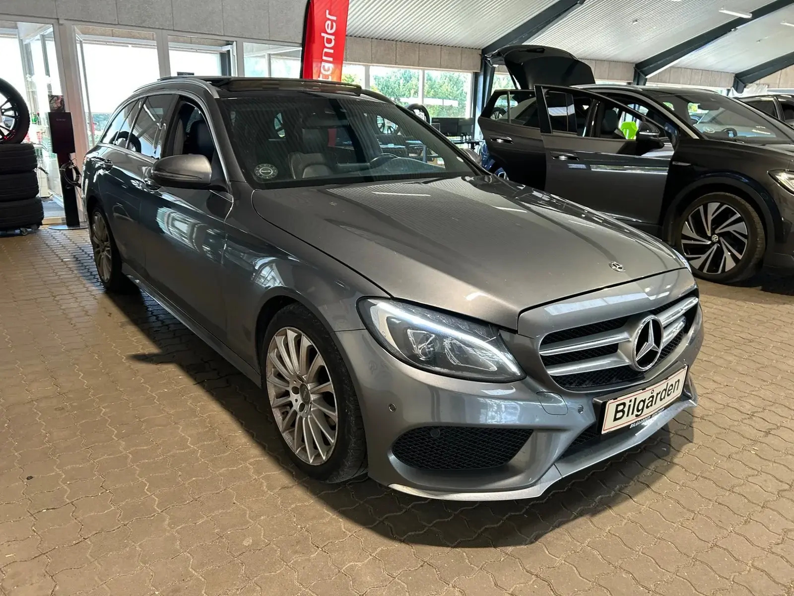Sort Mercedes C220 d fra 2018