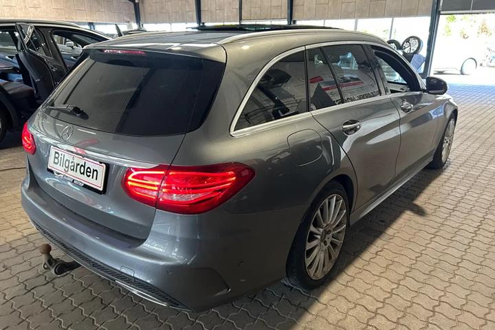 Sort Mercedes C220 d fra 2018