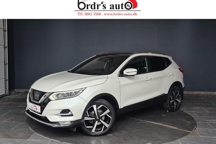 Hvid Nissan Qashqai fra 2017
