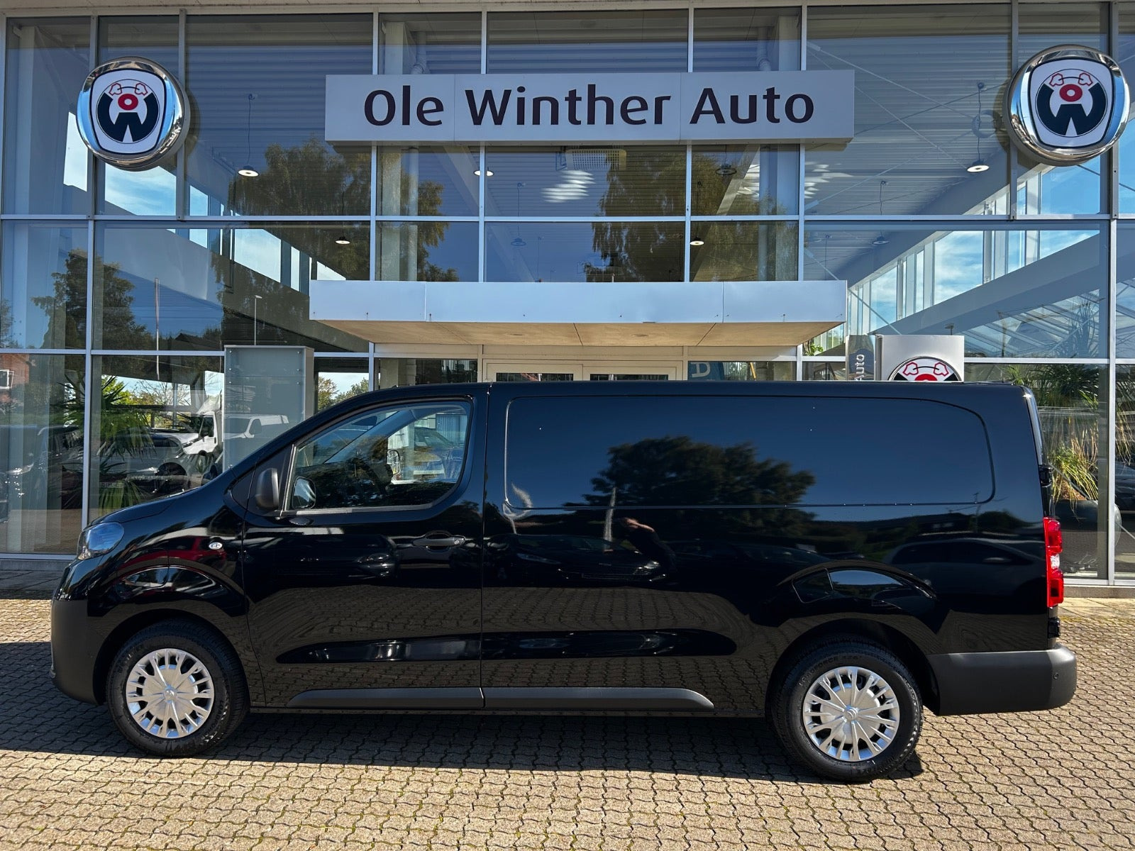 Sort Toyota ProAce fra 2026