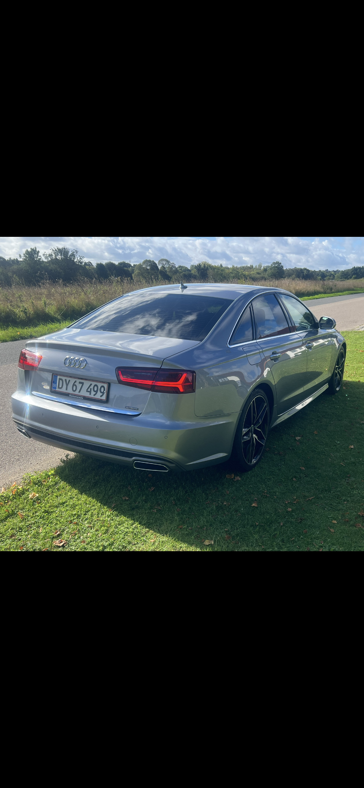 Grå Audi A6 fra 2016