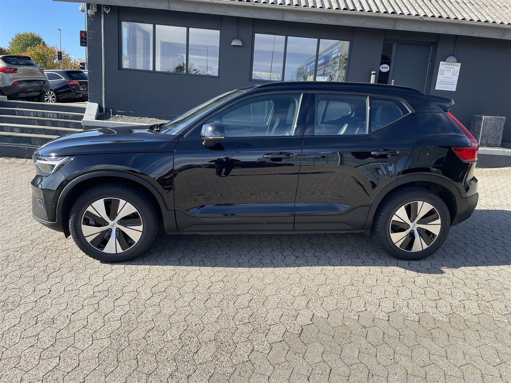 Sort Volvo XC40 fra 2023