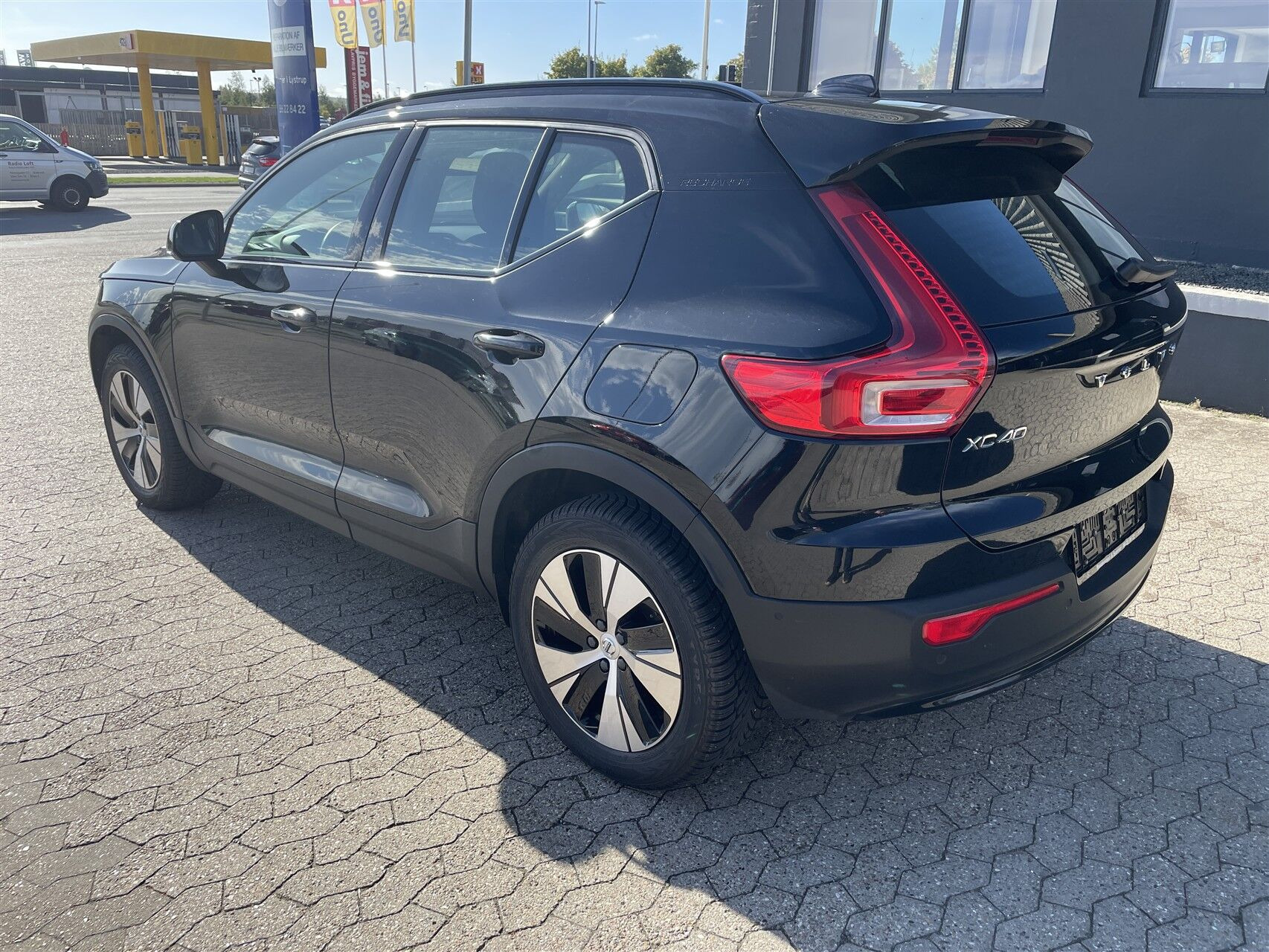 Sort Volvo XC40 fra 2023