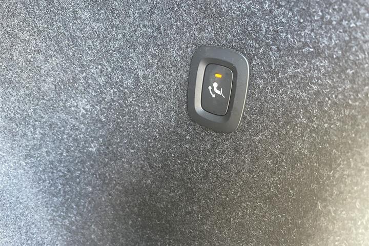 Sort Volvo XC40 fra 2023