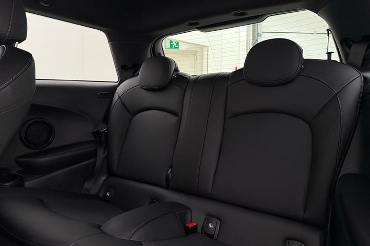 Sort Mini Cooper fra 2022