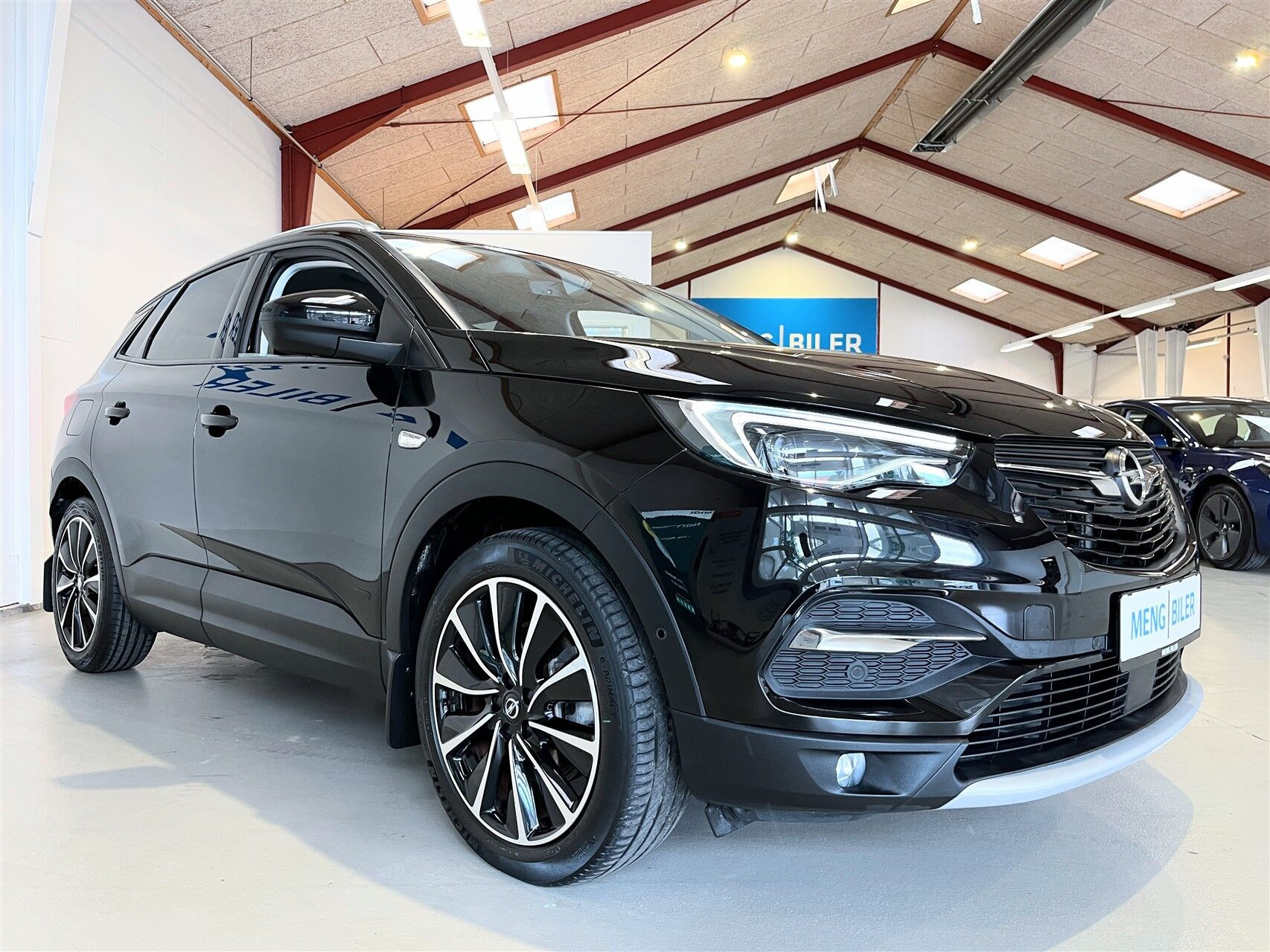 Sort Opel Grandland X fra 2021