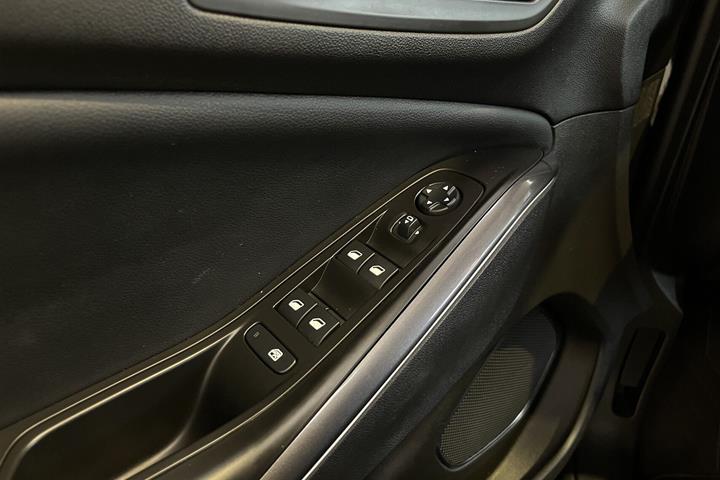 Sort Opel Grandland X fra 2021