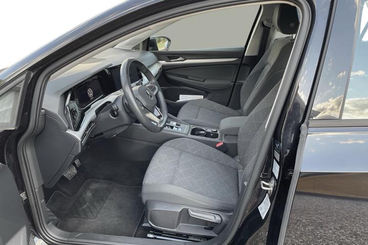 Sort VW Golf fra 2021