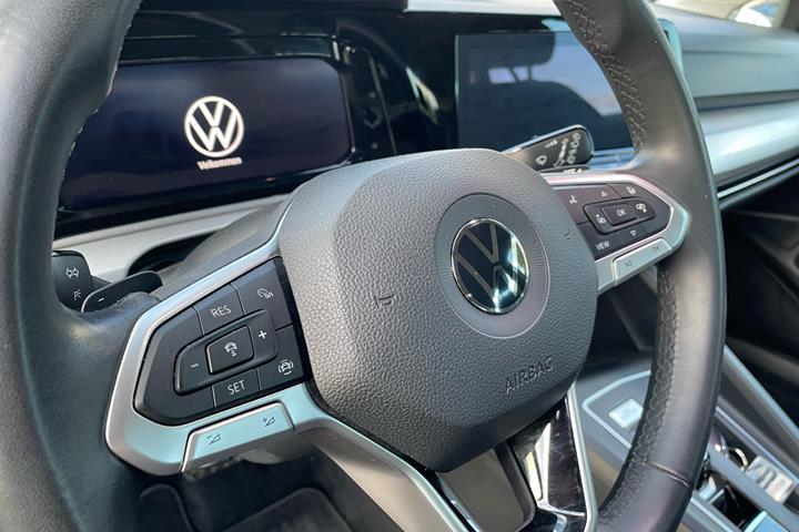 Sort VW Golf fra 2021