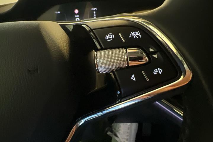 Grå Skoda Enyaq fra 2023