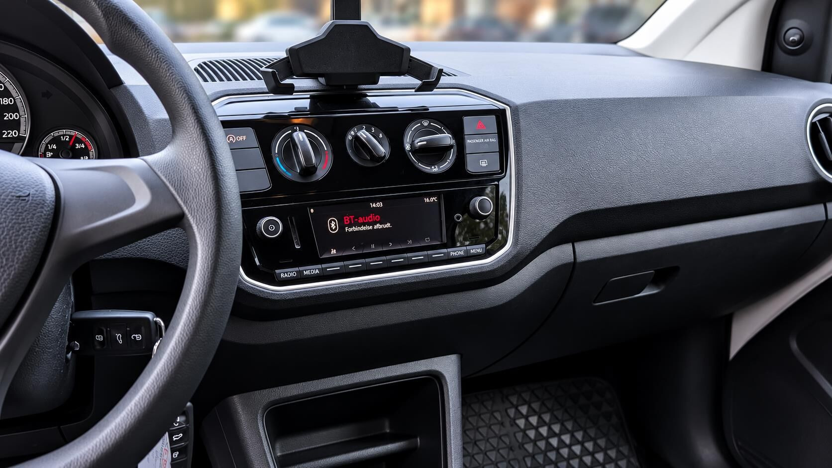 Hvid VW UP! fra 2018