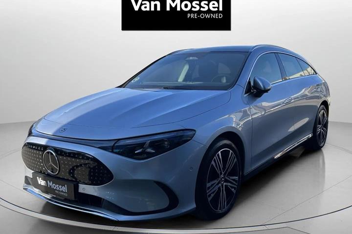 Sølv Mercedes CLA250+ fra 2026
