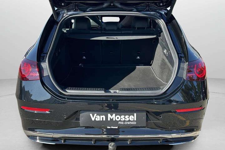 Sort Mercedes CLA350 fra 2026