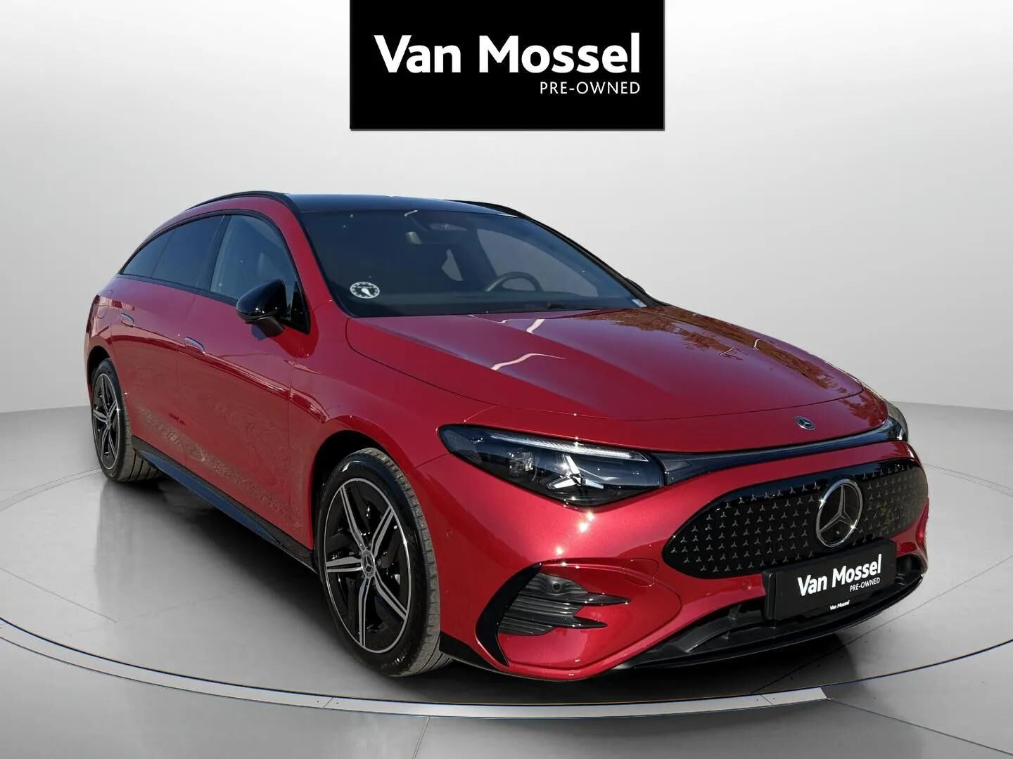 Rød Mercedes CLA250+ fra 2026
