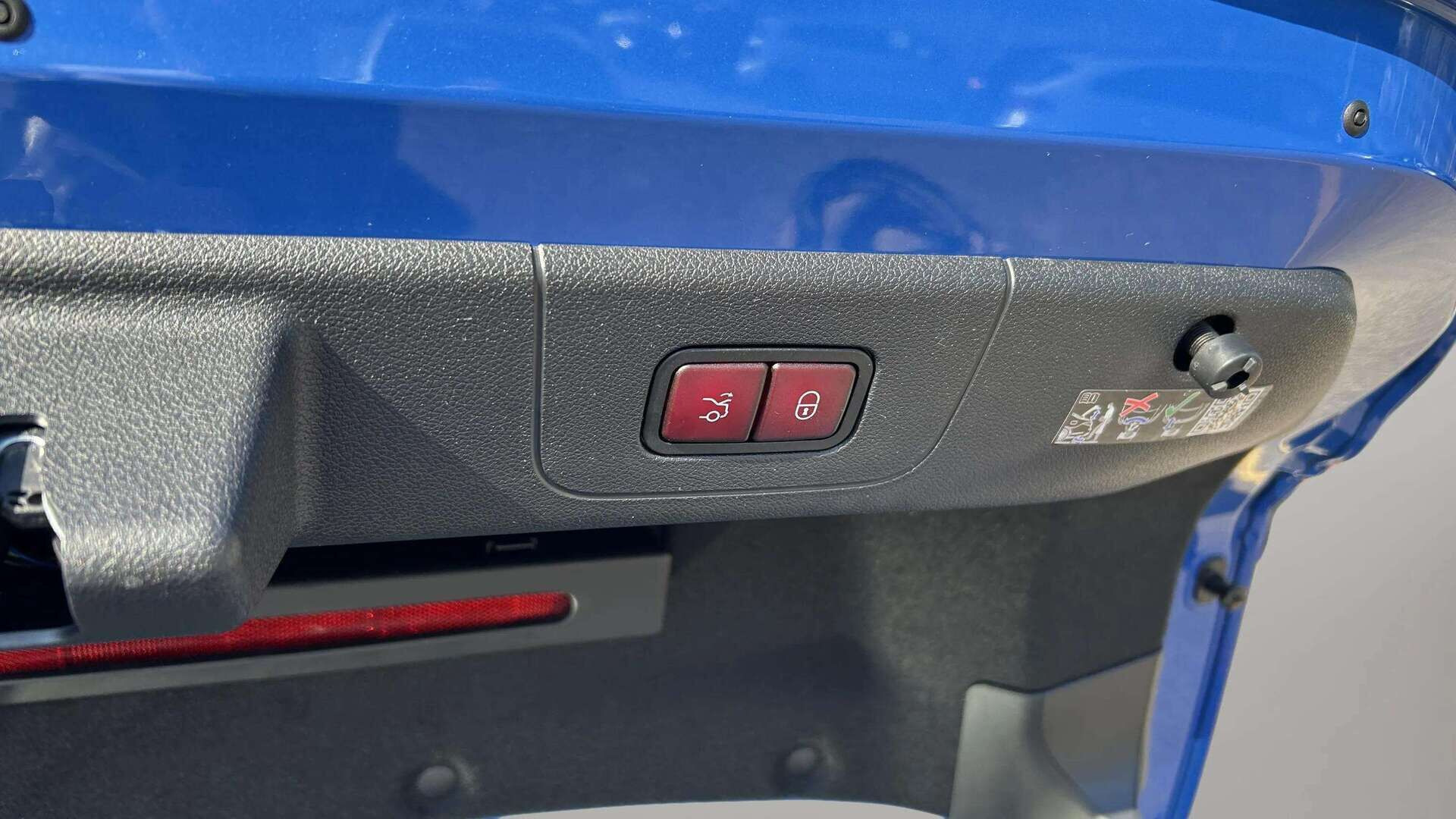 Sort Mercedes CLA250+ fra 2026