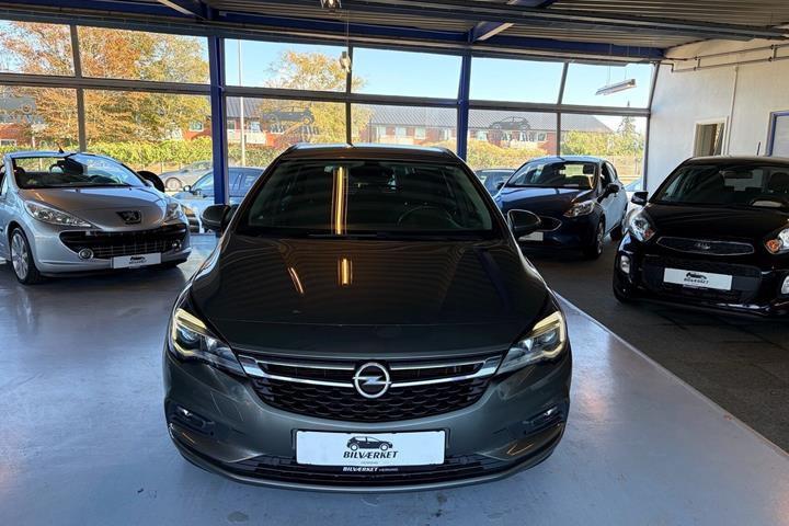 undefined Opel Astra fra 2019