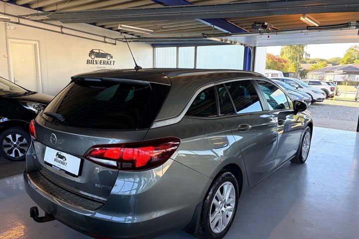 undefined Opel Astra fra 2019