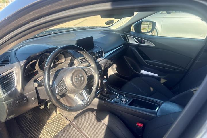 undefined Mazda 3 fra 2017