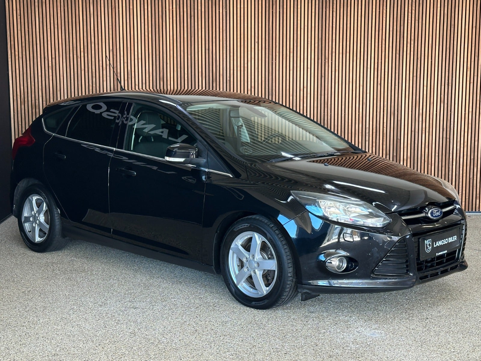 Sort Ford Focus fra 2012