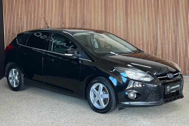 Sort Ford Focus fra 2012