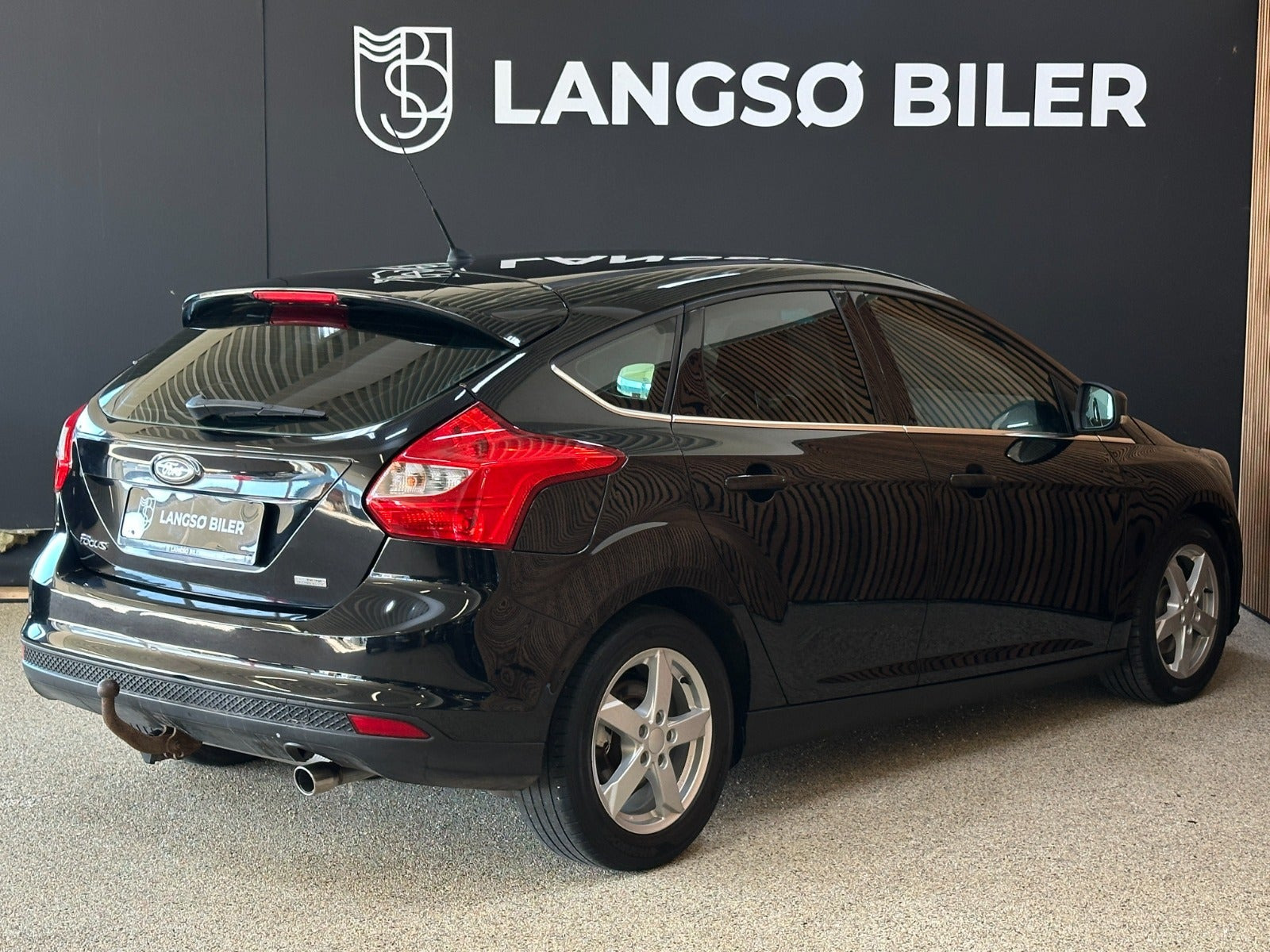 Sort Ford Focus fra 2012