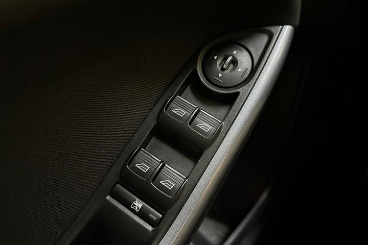 Sort Ford Focus fra 2012