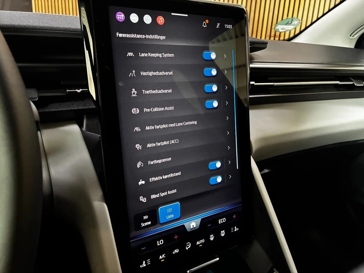 Blå Ford Explorer fra 2024