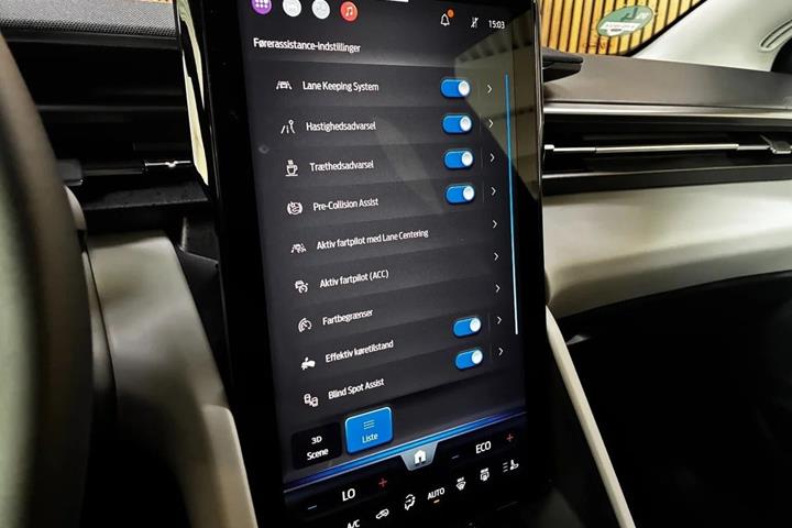 Blå Ford Explorer fra 2024