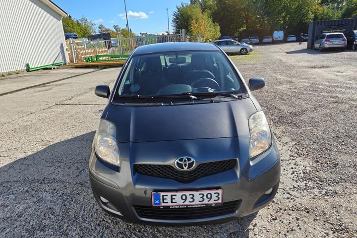 undefined Toyota Yaris fra 2010