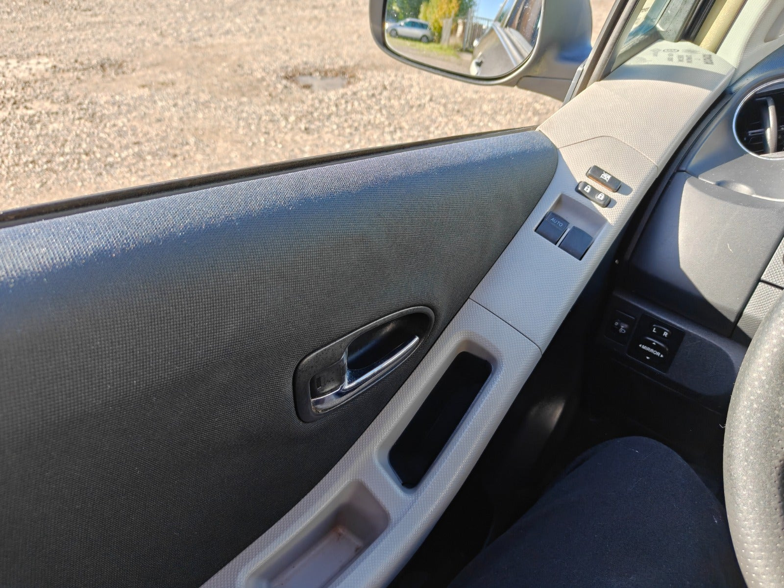 undefined Toyota Yaris fra 2010