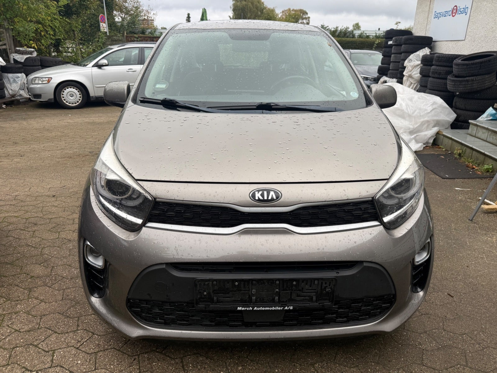 Grå Kia Picanto fra 2018