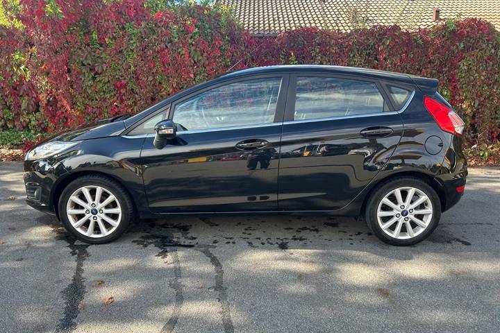 Sort Ford Fiesta fra 2017
